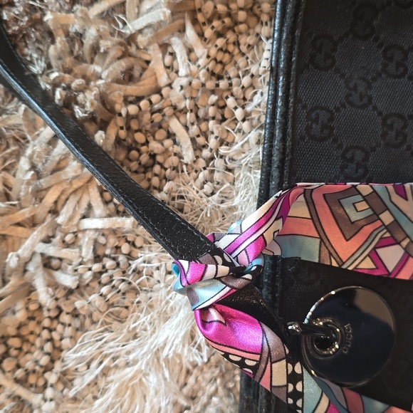 Black Gucci Date Night purse - Picture 10 of 16